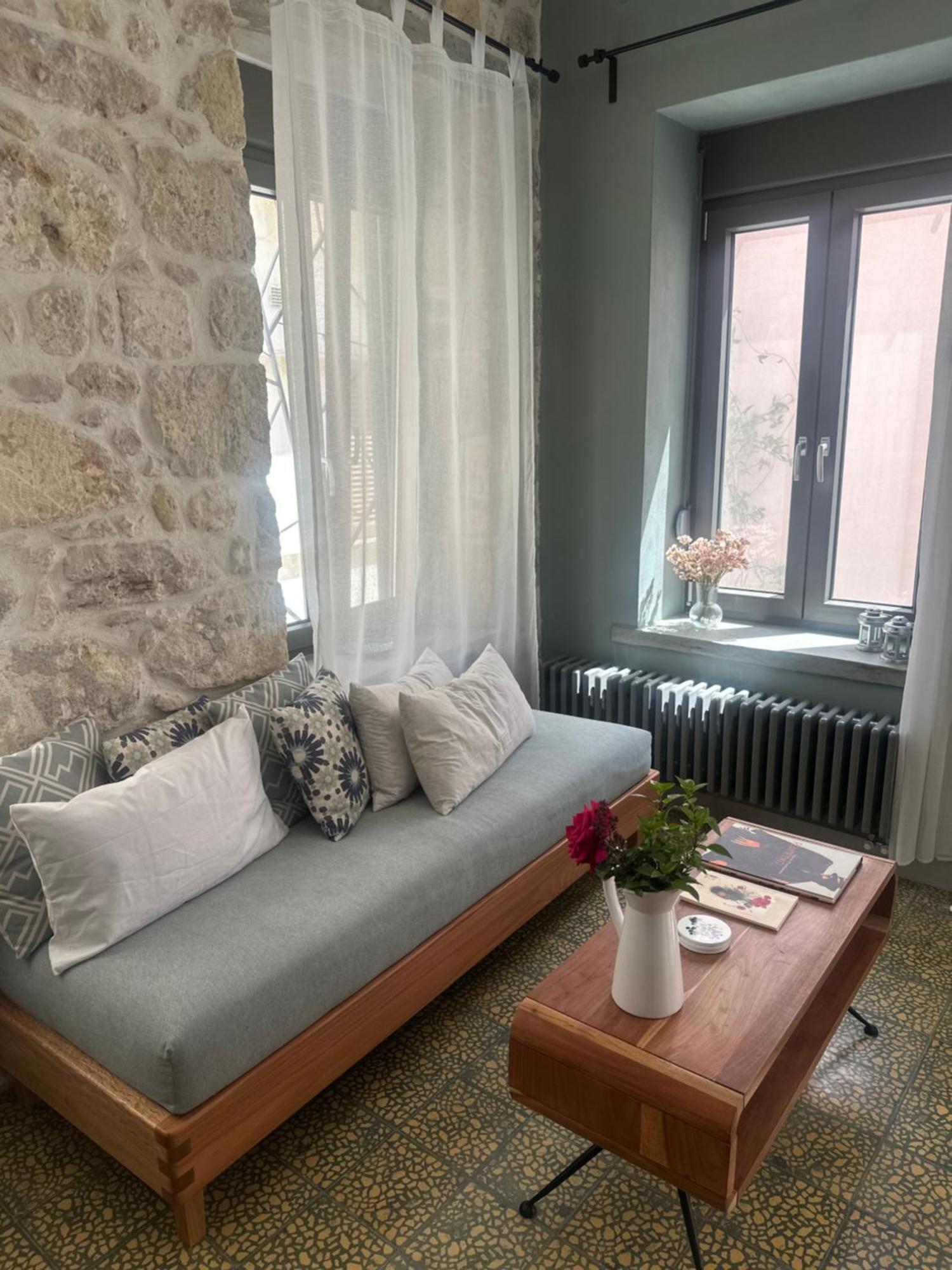 Stone Guest House In The City Heraklion  Exterior photo